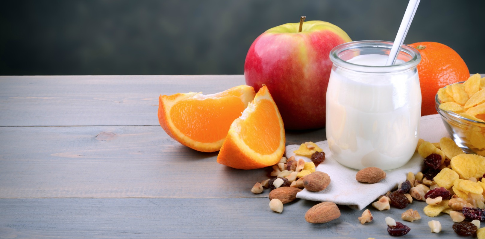 healthy snacking - yogurt